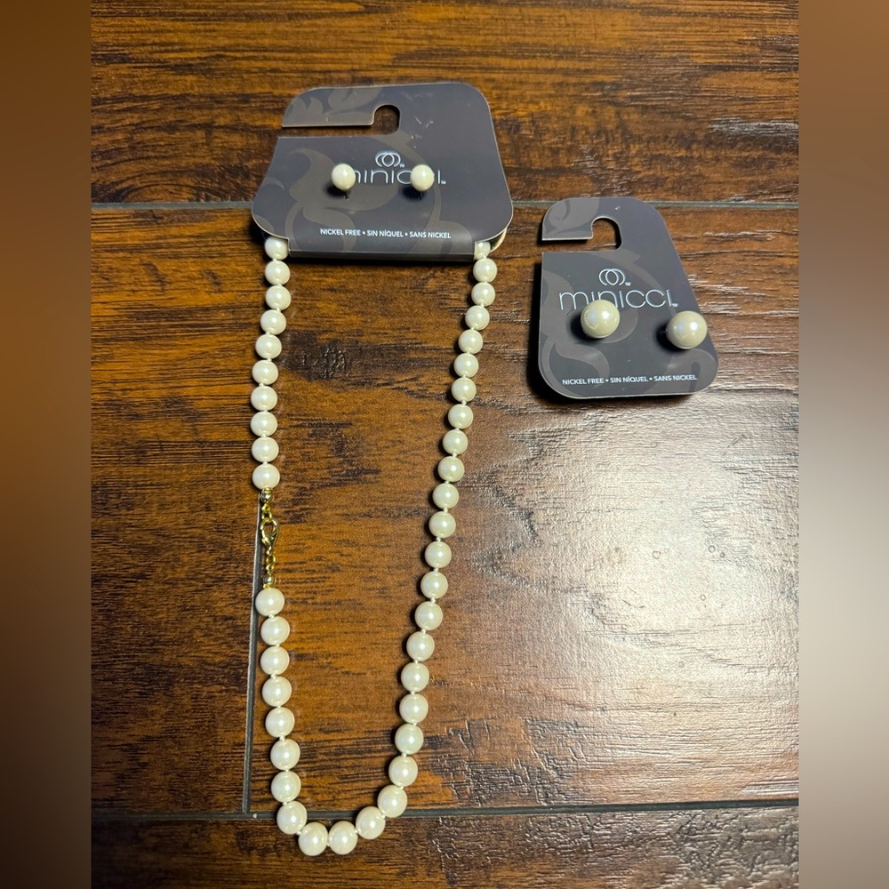 Minicci Faux Pearl Necklace & Earrings Set New With Tags
